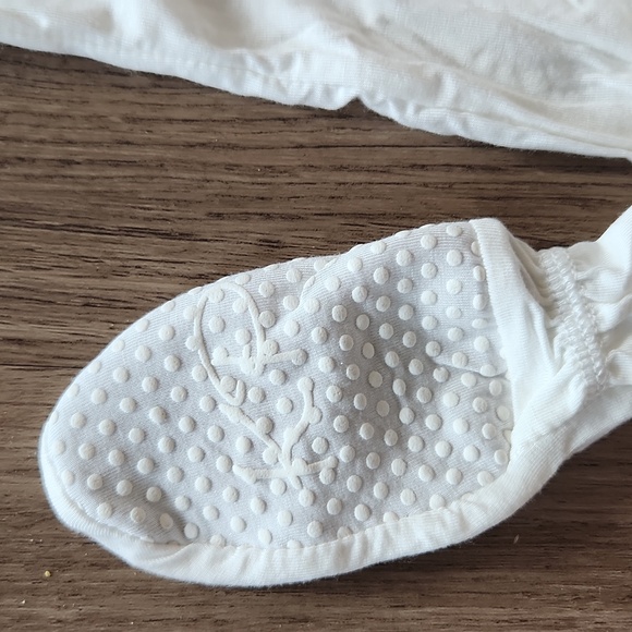 Classic Ruffle Footie with Snaps - Picture 5 of 6